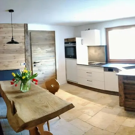 Апартаменты Suggadin *